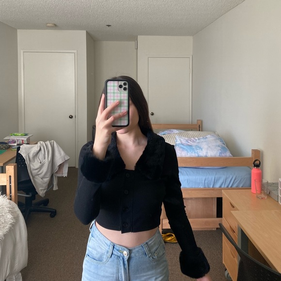 Princess Polly Black Long Sleeve - Picture 2 of 5